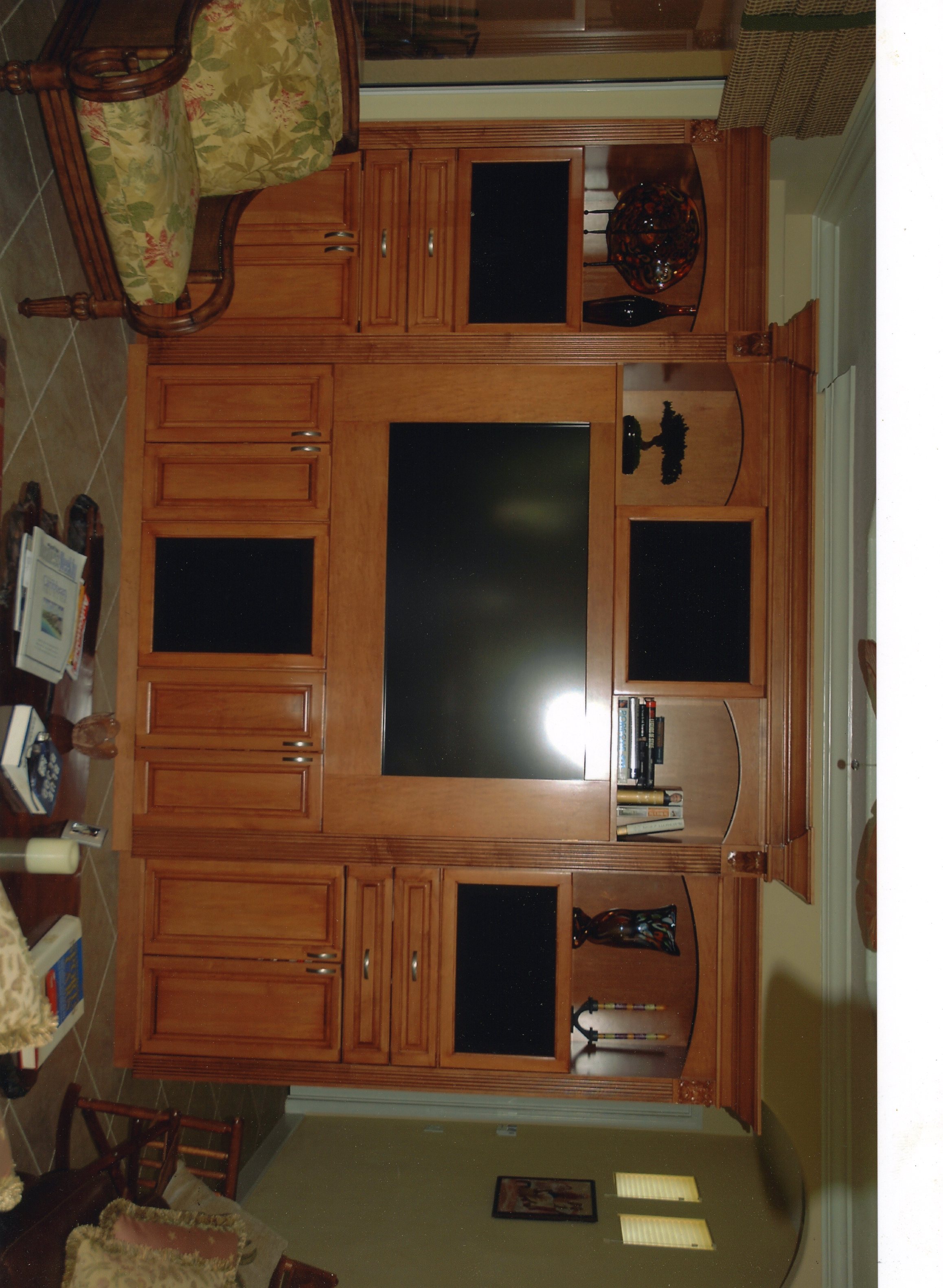 Entertainment built-in detail 358